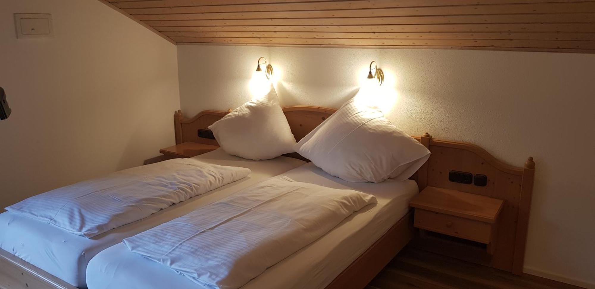 Gaestehaus Guggomos "Hopfen Am See" Fussen Room photo