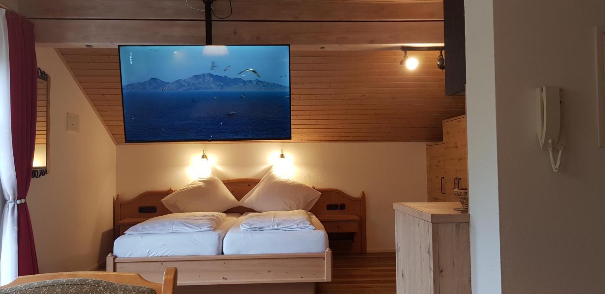 Gaestehaus Guggomos "Hopfen Am See" Fussen Room photo